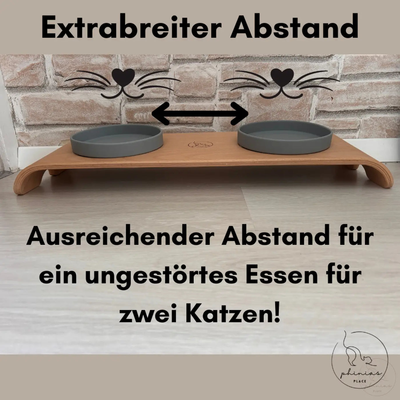 Erhöhter Doppelnapf für Katzen.