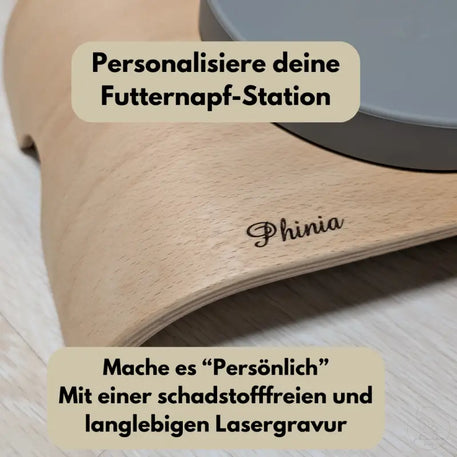 Futterstation für Haustiere aus Holz.